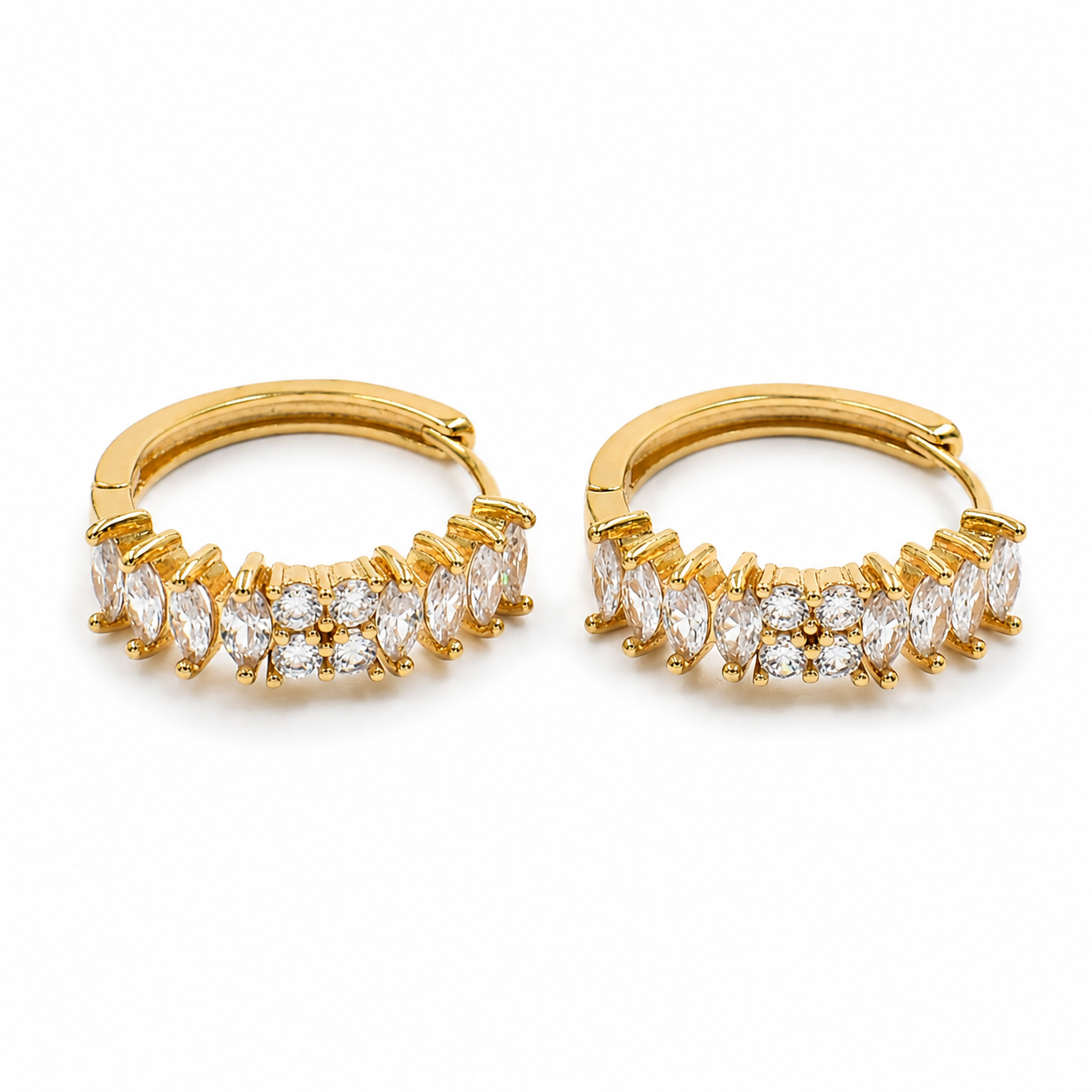 PM013G – Gold Multi CZ Prong Eternity Hoop Minđuše