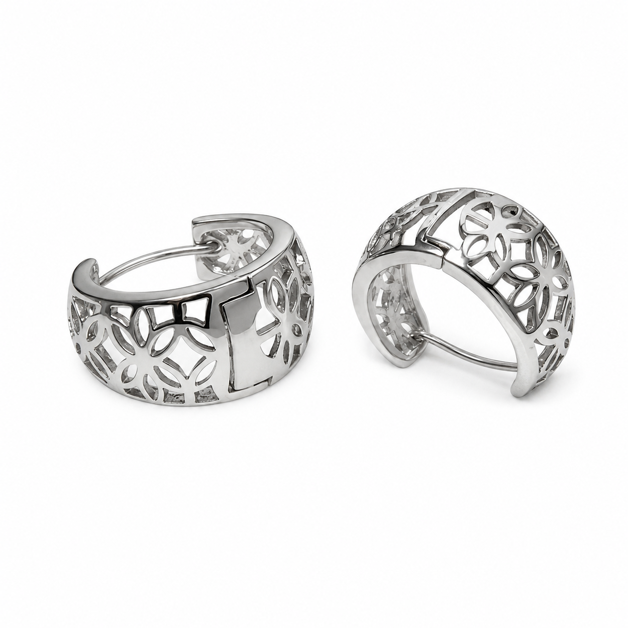 PM021 Silver Botanical Filigree Huggie Minđuše od hirurškog čelika sa cvetnim uzorkom