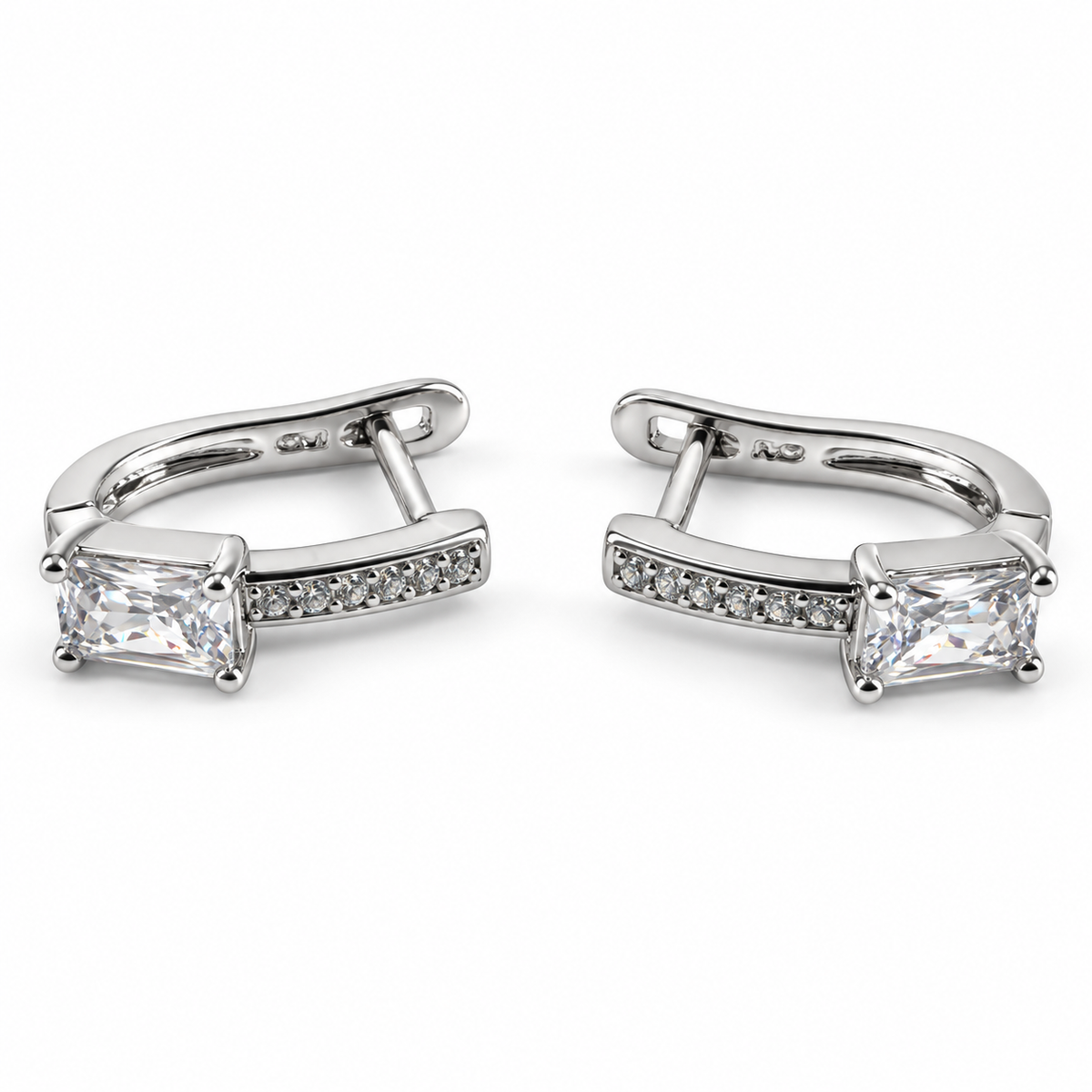PM177 - Silver Princess Cut CZ Pavé Bar Leverback Minđuše od hirurškog čelika