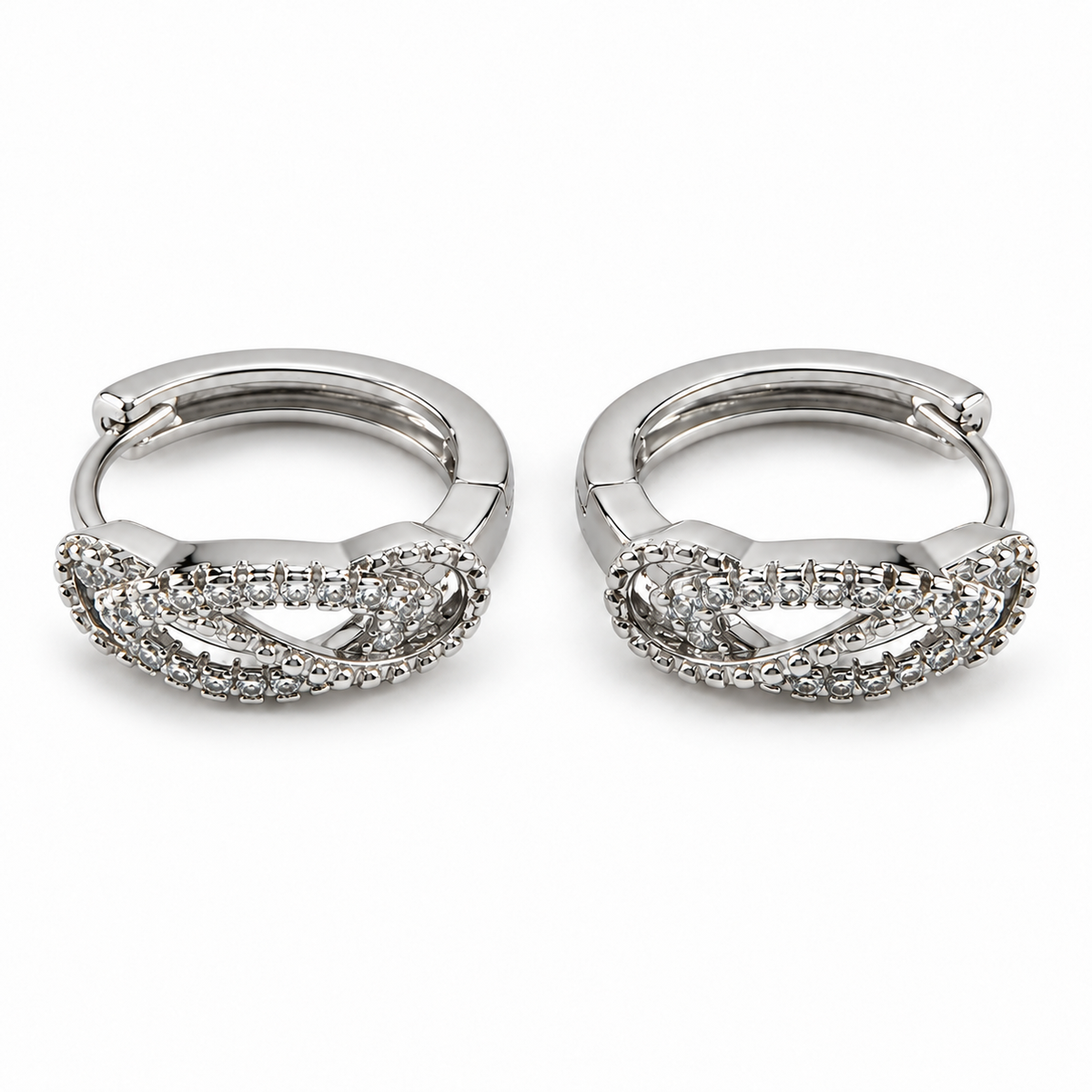 PM182 - Silver Braided Pavé Huggie Minđuše od hirurškog čelika