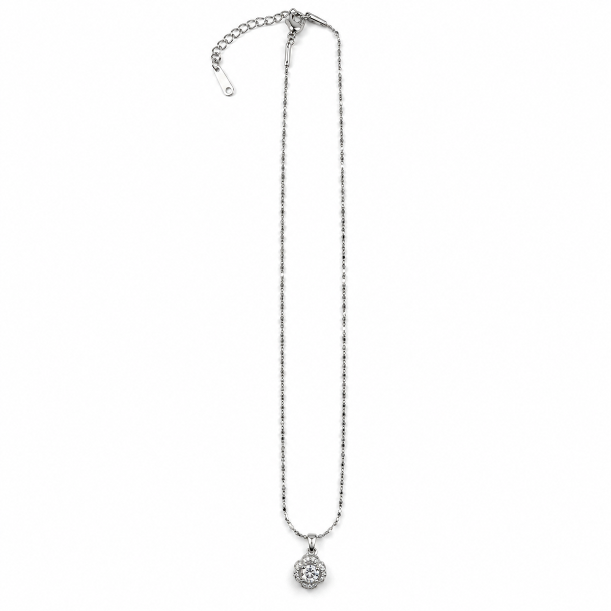 PO066 - Silver Round CZ Floral Halo Pendant Ogrlica od hirurškog čelika