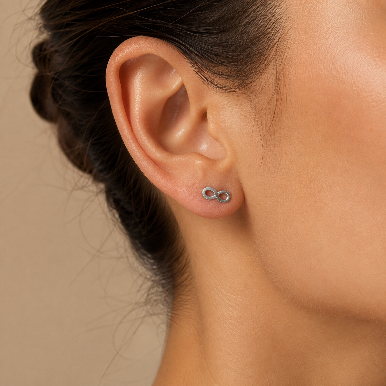 PM153 – Silver Mini Infinity Stud Minđuše