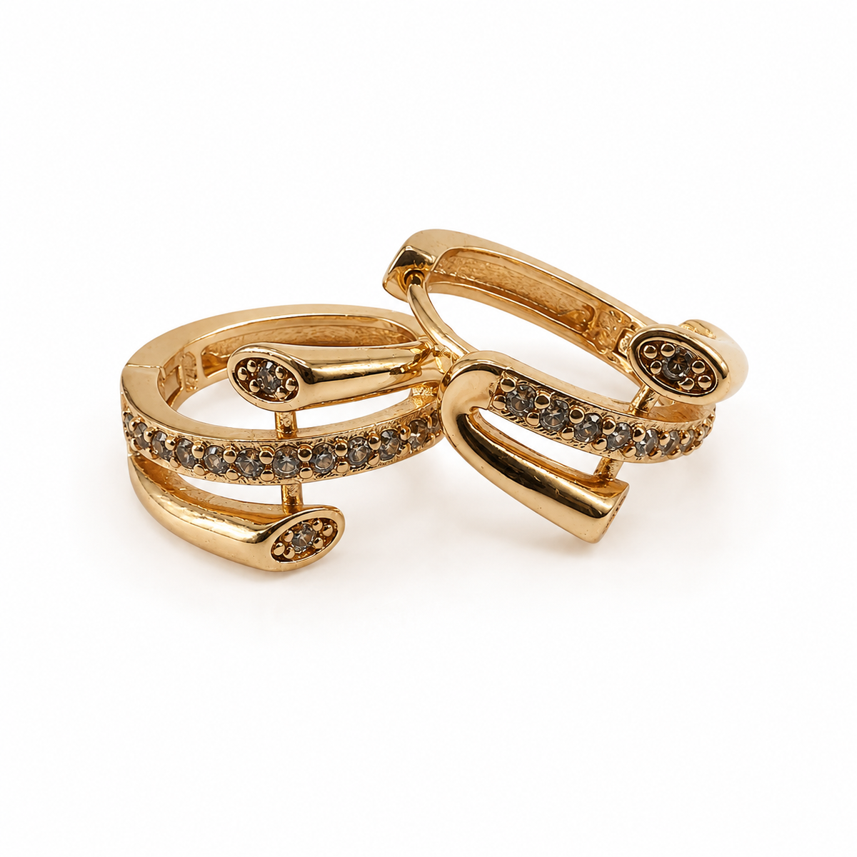 PM005G – Gold Double Hoop CZ Pavé & Oval Bezel Huggie Minđuše
