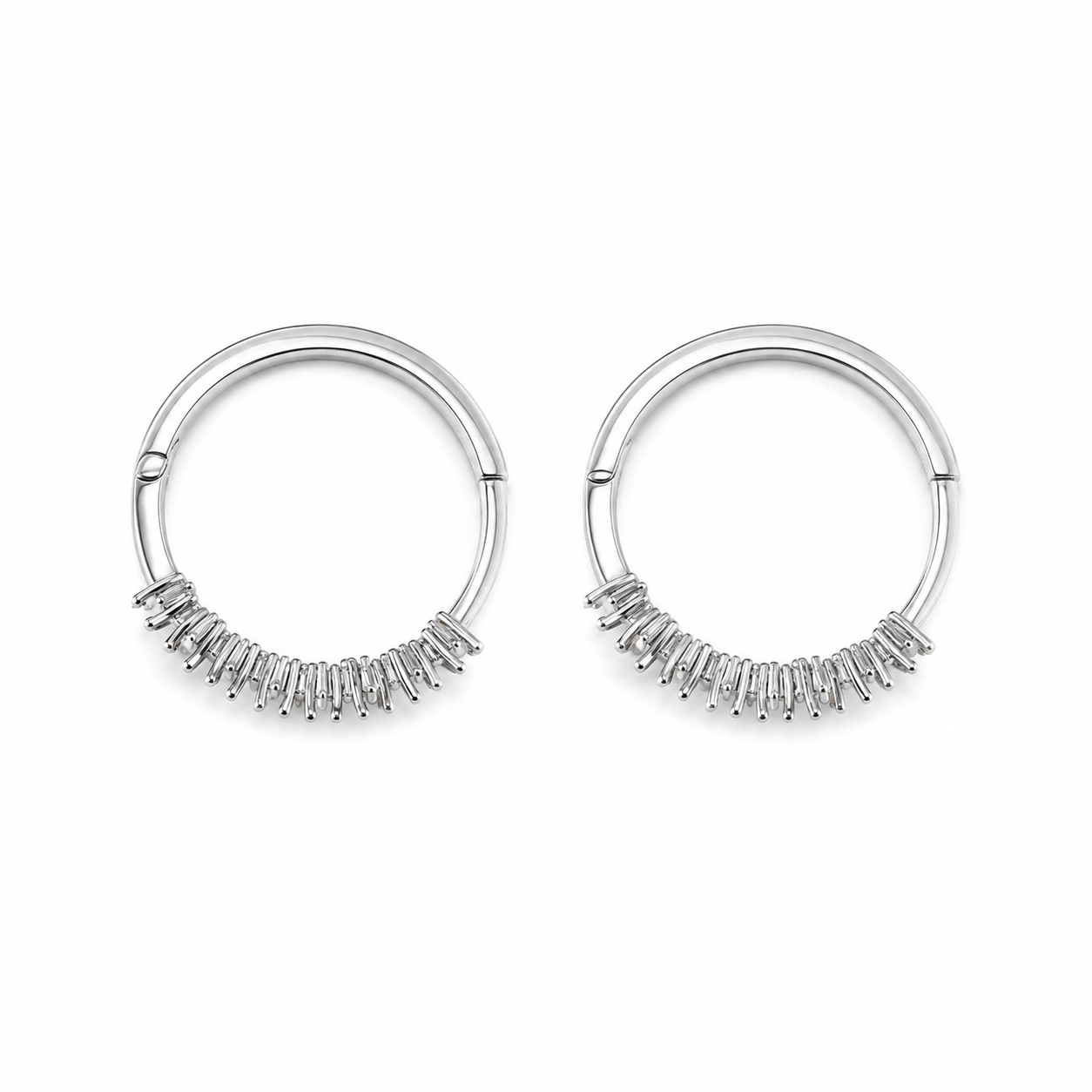 PM151 – Silver Baguette Row Huggie Hoop Minđuše