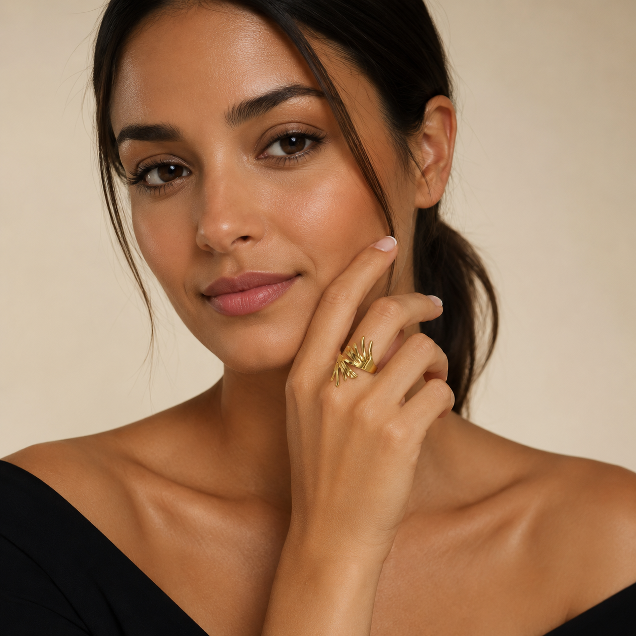PP020G – Gold Multi Ray Wing Sculptural Prsten