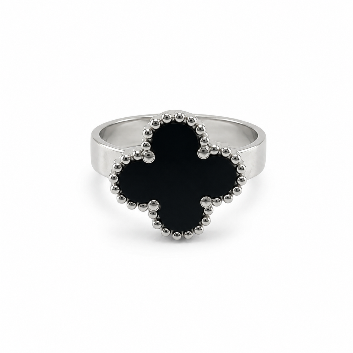 PP003 – Silver Black Clover Wide Band Prsten