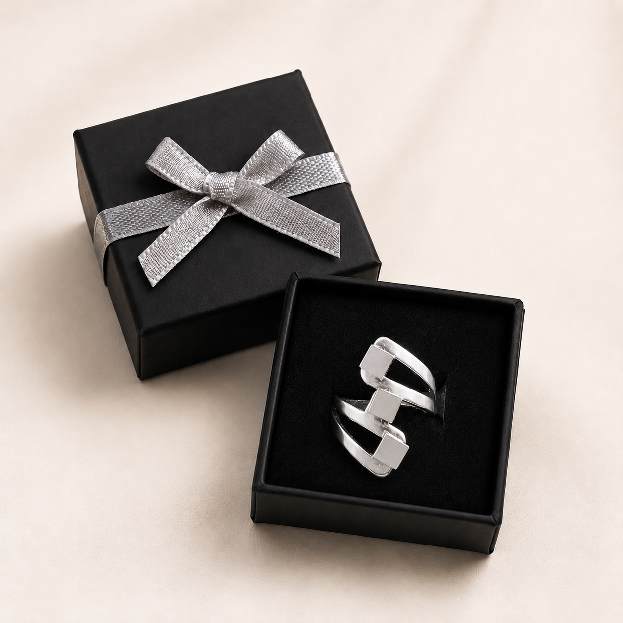 PP007 – Silver Triple Cube Open Prsten