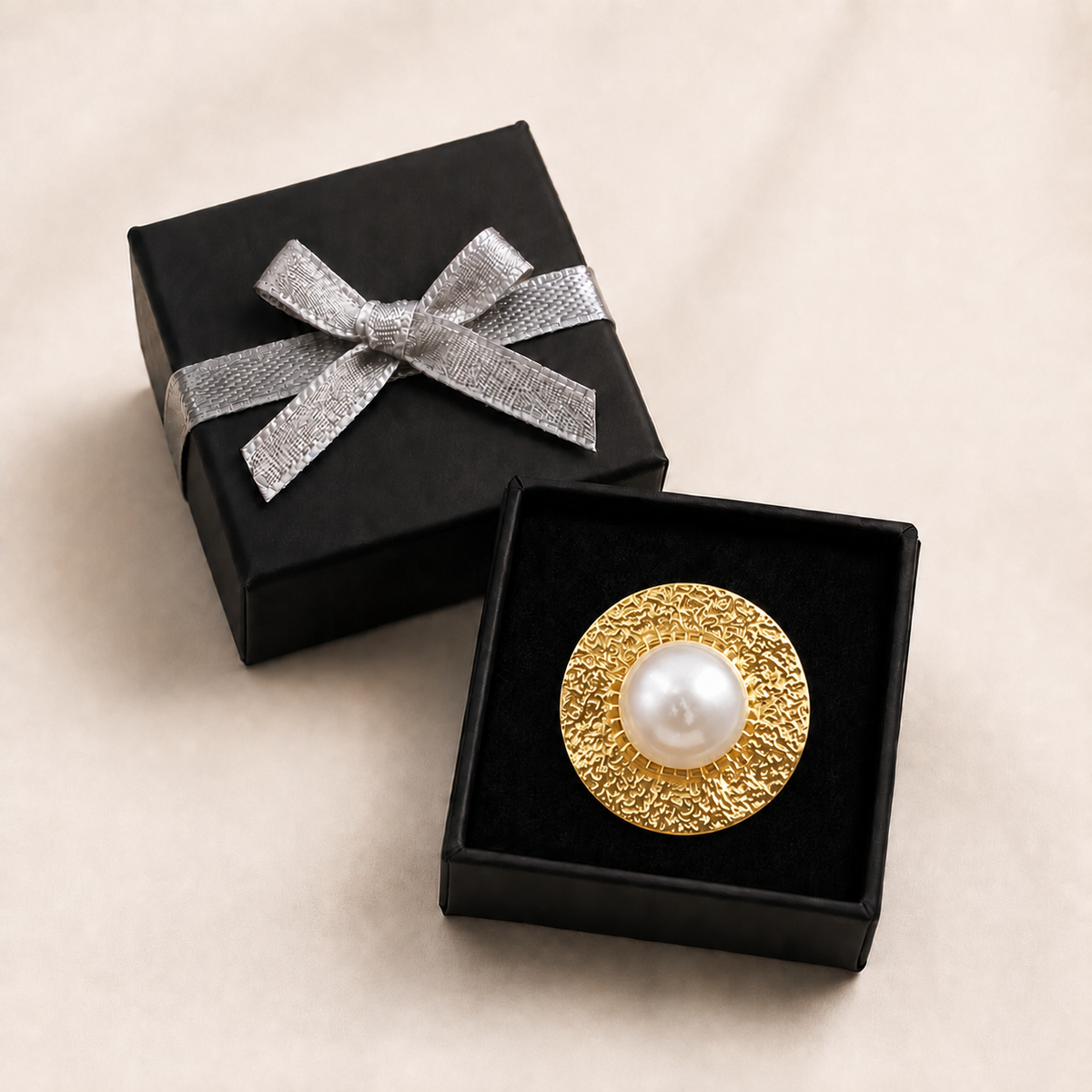 PP005G – Gold White Pearl Statement Prsten