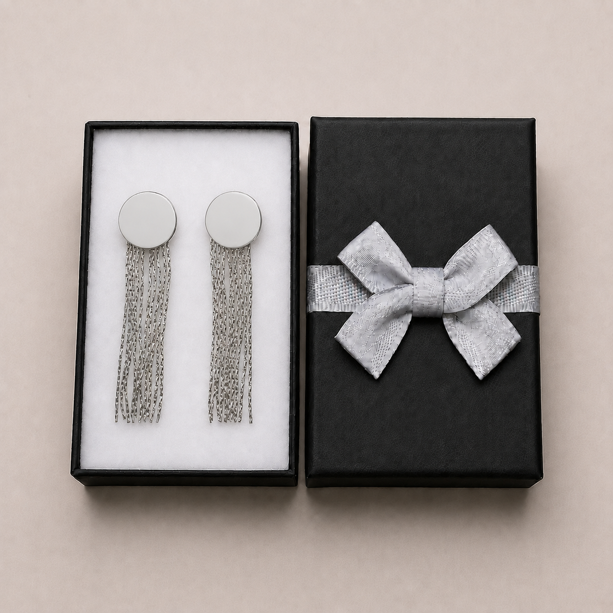 PM079 – Silver Disc Chain Fringe Minđuše