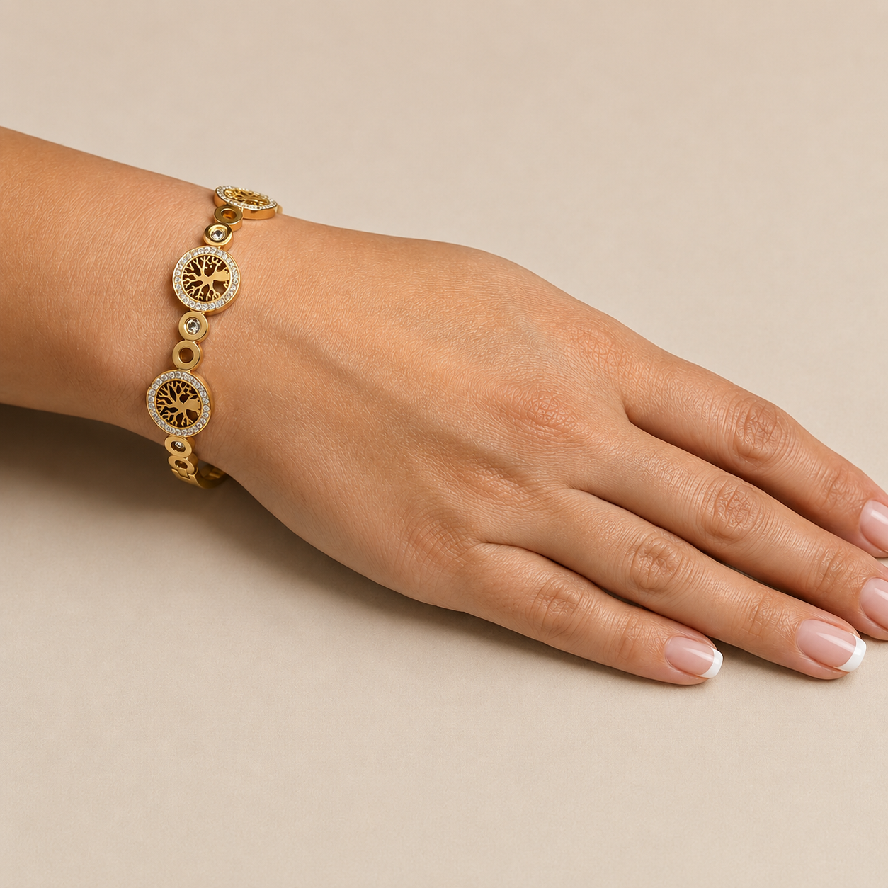 PNC008G – Gold Tree of Life Pavé CZ Bangle Narukvica