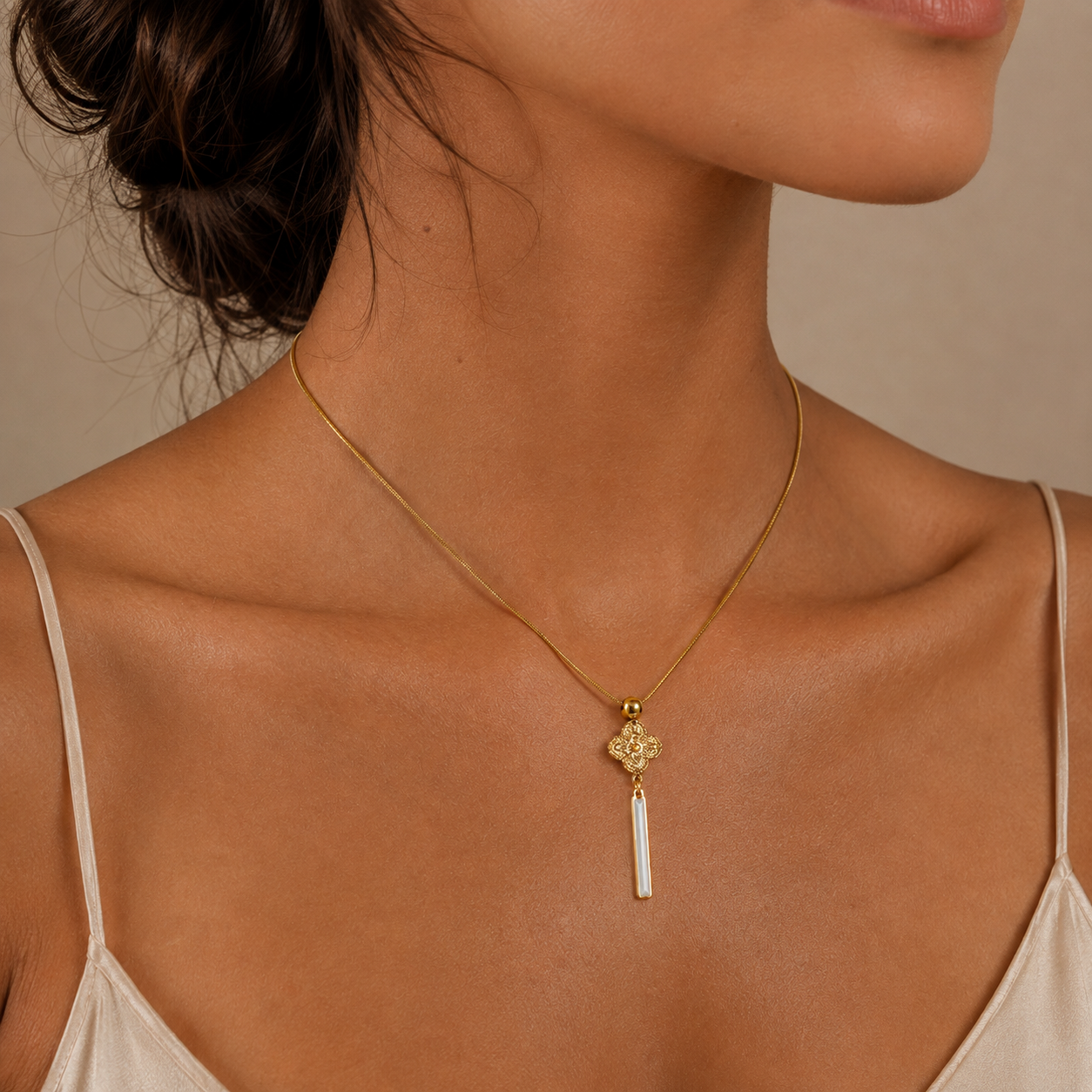 PO004G – Gold Quatrefoil Bar Drop Snake Chain Ogrlica