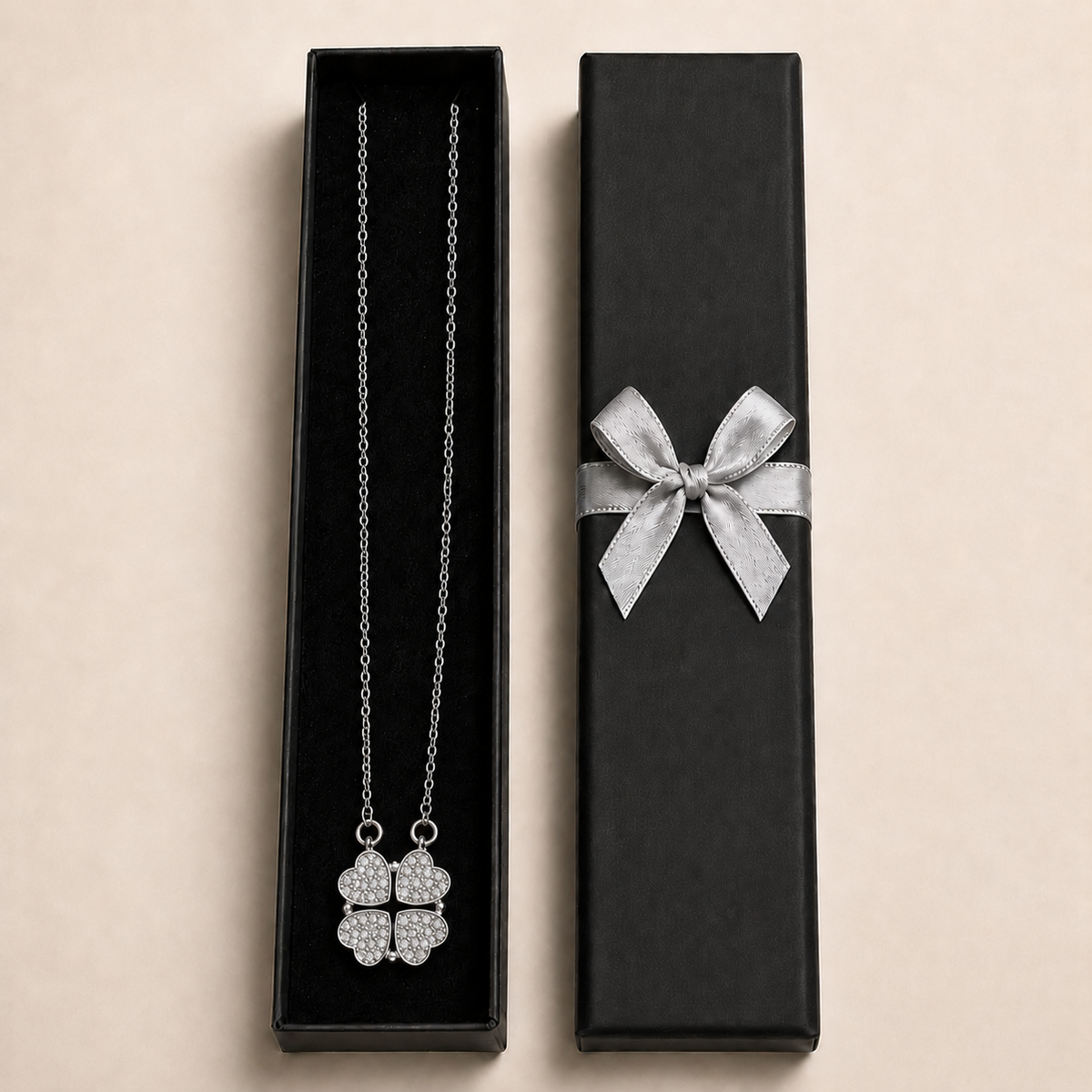 PO015 – Silver Full Pavé Lucky Clover Pendant Cable Ogrlica