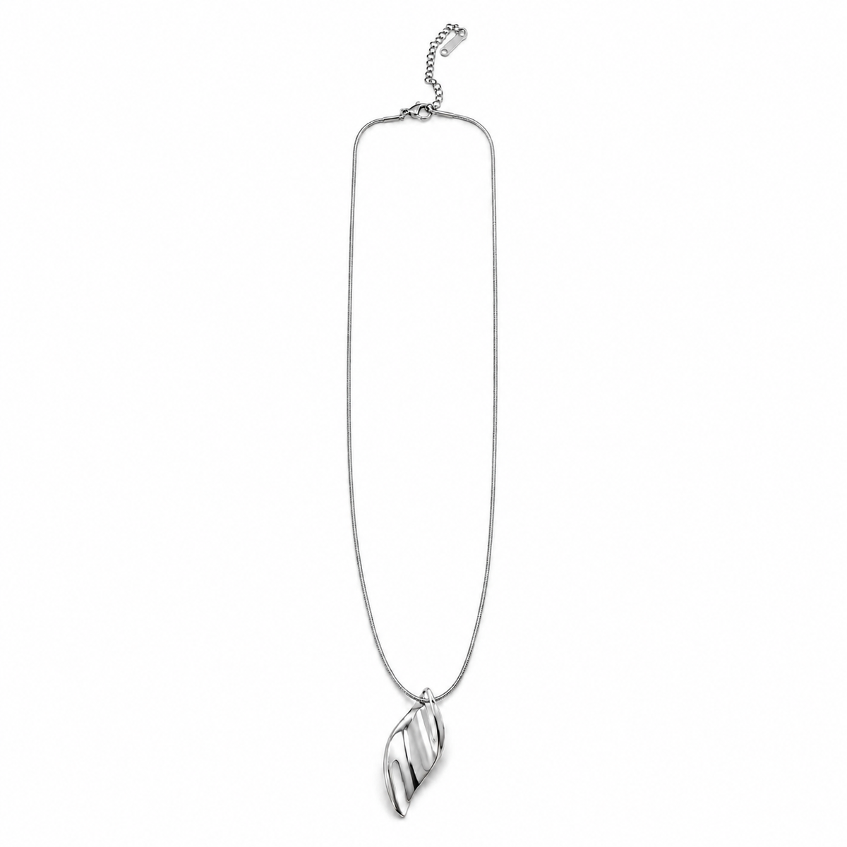 PO032 – Silver Sculptural Leaf Drop Ogrlica
