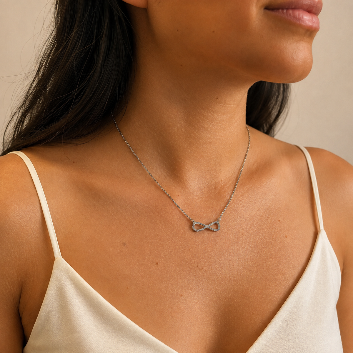 PO034 – Silver CZ Infinity Rolo Chain Ogrlica
