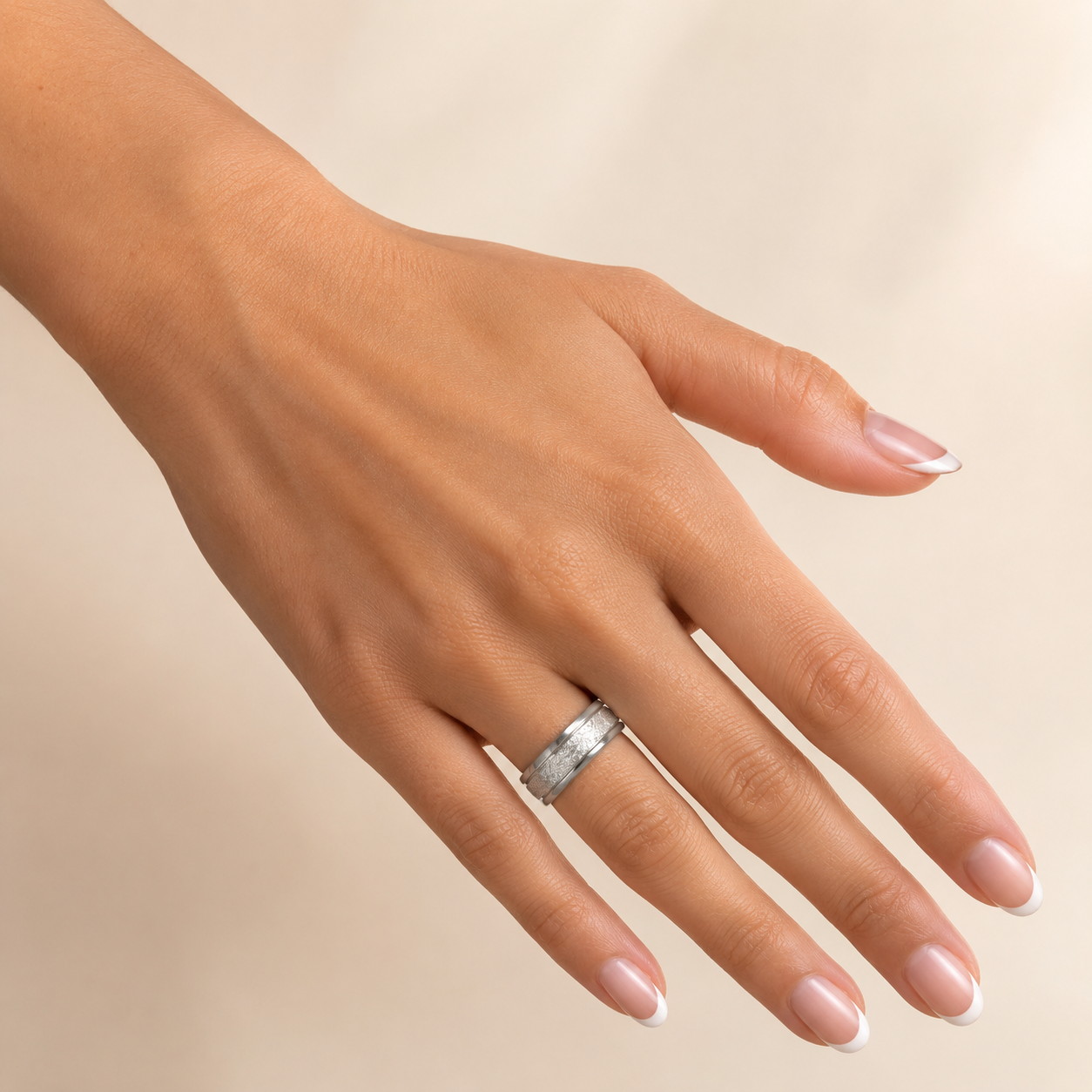 PP006 – Silver Glitter Band Prsten