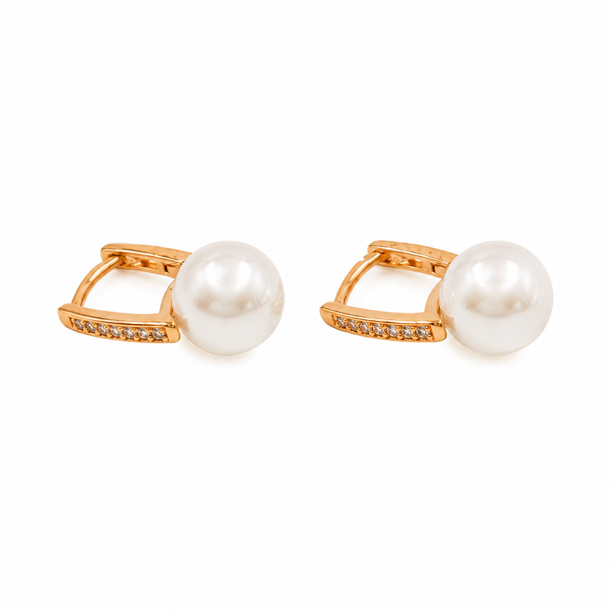 PM029G – Gold Shell Pearl Pavé Bar Huggie Minđuše