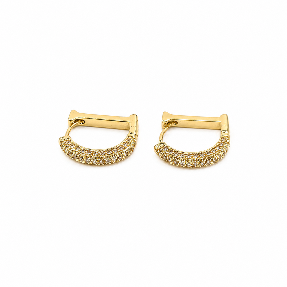 PM031G – Gold Half Moon Pavé Minđuše
