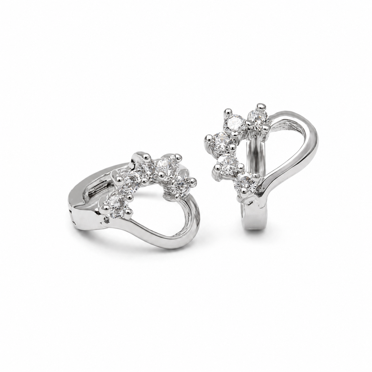 PM035 Silver Organic CZ Bloom Huggie Minđuše od hirurškog čelika