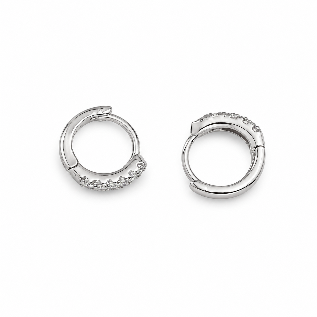 PM136 – Silver Crystal Row Mini Huggie Minđuše