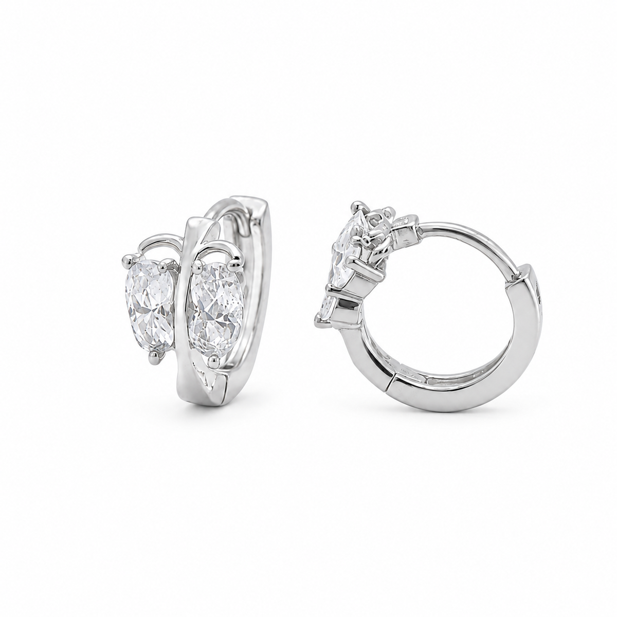 PM001 – Silver Butterfly CZ Huggie Minđuše
