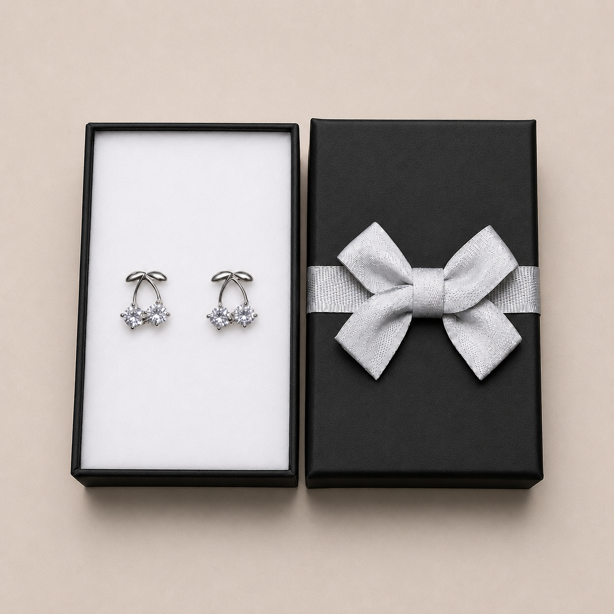 PM005 – Silver Wild Cherry Drop Minđuše