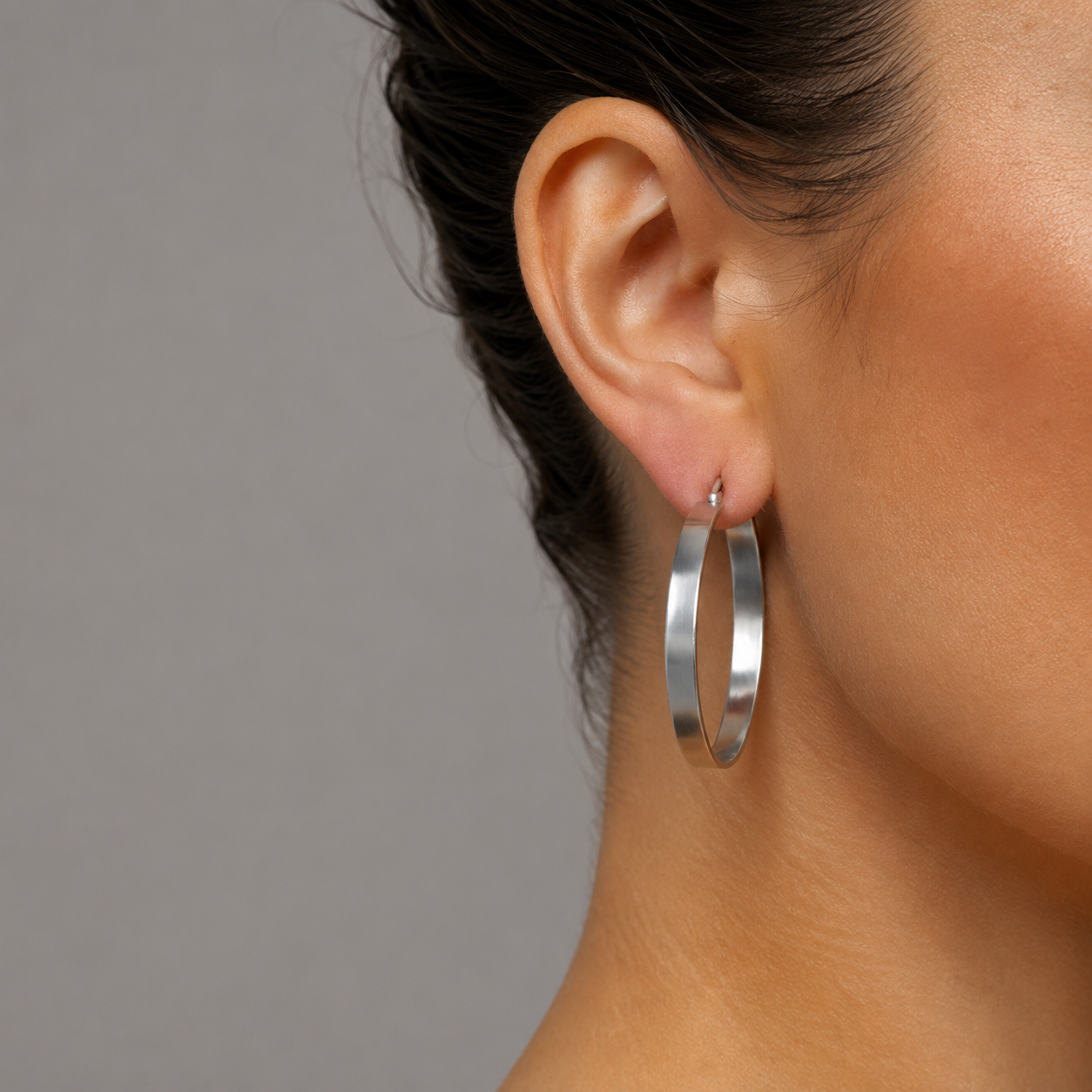 PM043 – Silver Flat Wide 40 mm Hoop Minđuše