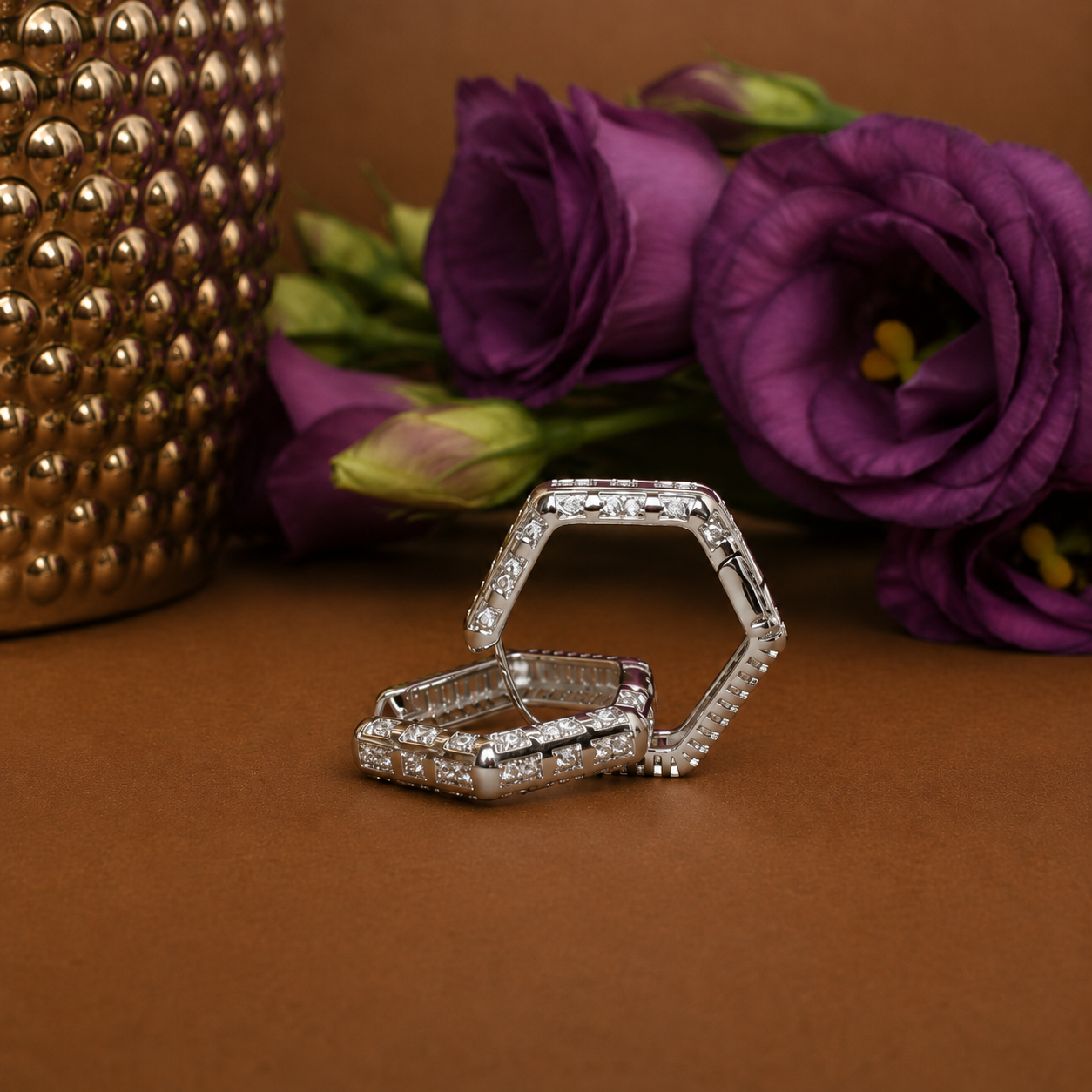 PM053 – Silver Hexagon Pave Minđuše