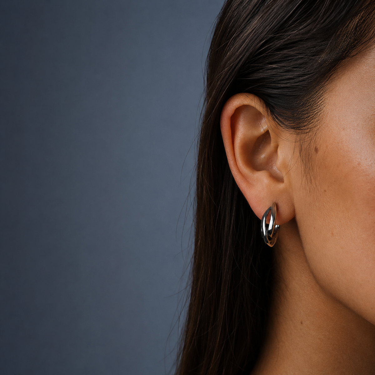 PM080 – Silver Interlocked Duo Hoop Minđuše