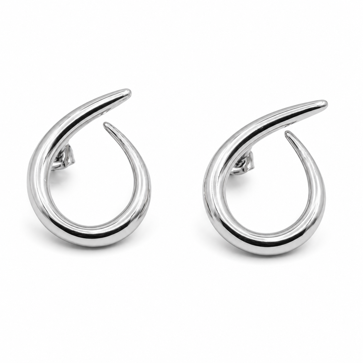 PM117 – Silver Sculptural Swirl Loop Stud Minđuše