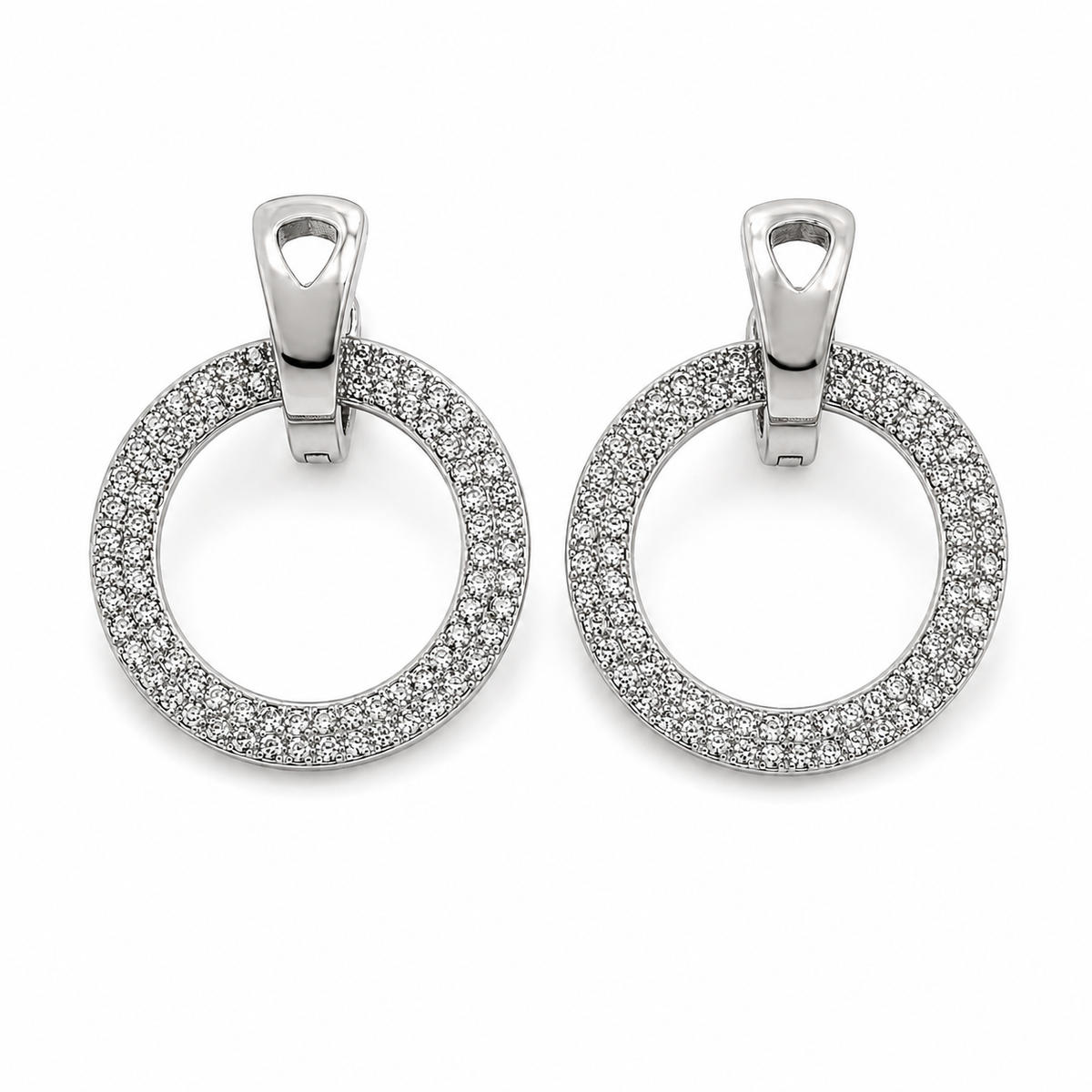 PM126 – Silver Iced Circle Dangle Minđuše