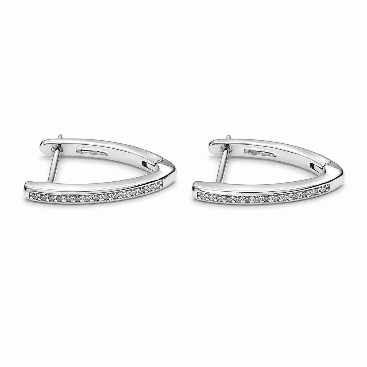 PM140 – Silver Angular Bar CZ Huggie Minđuše