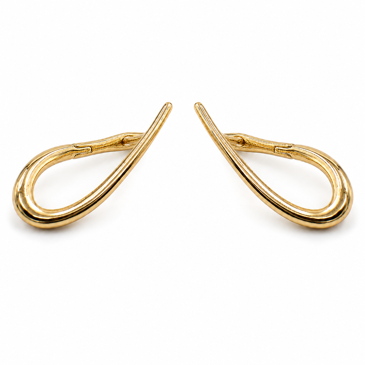 PM011G – Gold Teardrop Loop Ear Crawler Minđuše