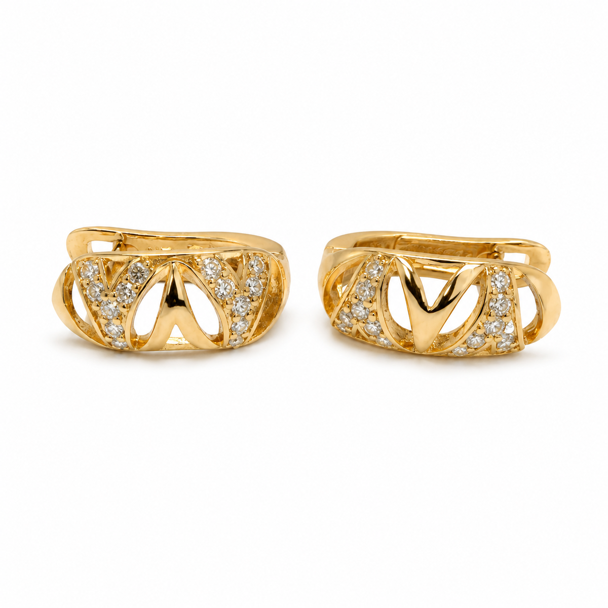 PM055G – Gold Open Lattice Chevron Huggie Minđuše