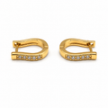PM058G – Gold D-Hoop CZ Prong Bar Minđuše