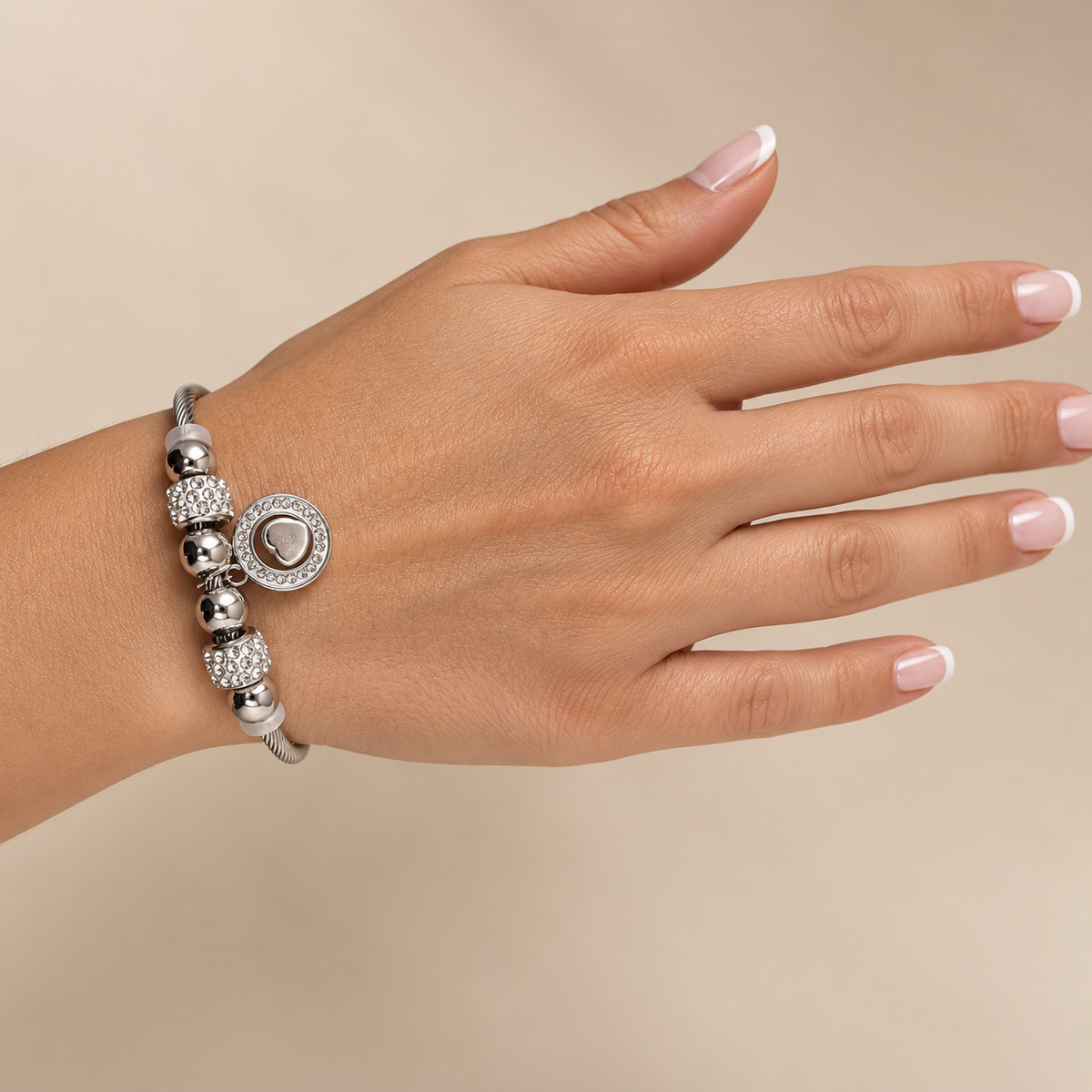 PNC035 - Silver Cable Heart Halo Charm Bangle Narukvica
