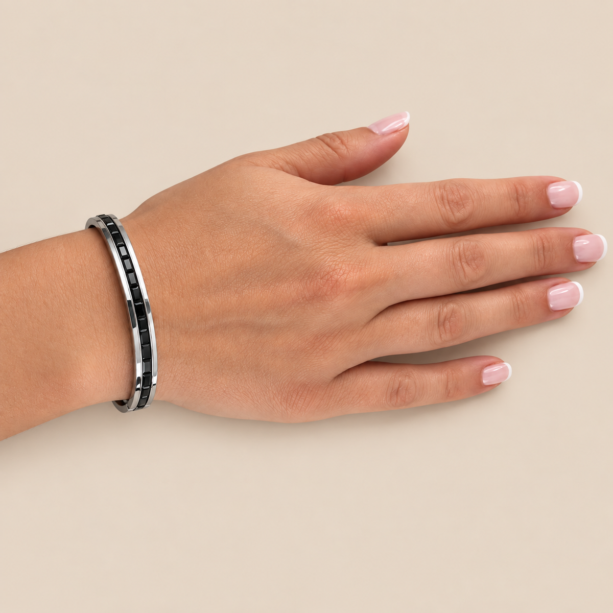 PNC037 - Silver Black Baguette Hinged Bangle Narukvica