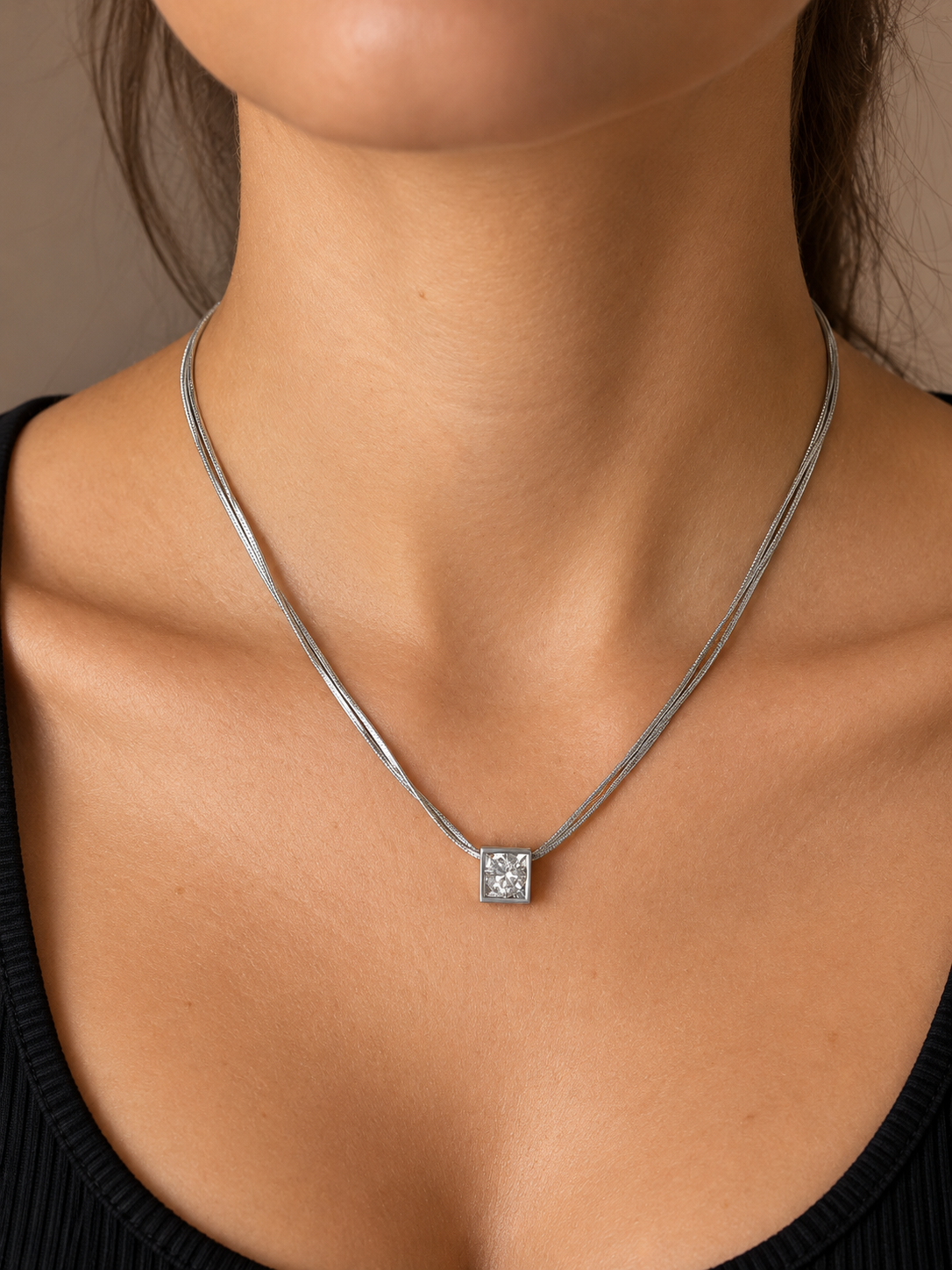 PO047 - Silver Multi-Strand Reversible Cube Ogrlica