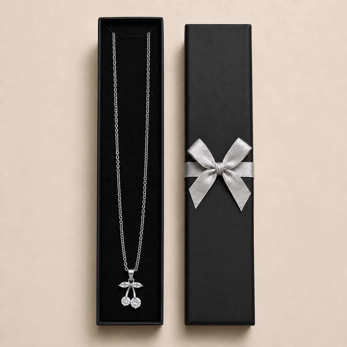 PO057 - Silver Double Cherry Sparkle Pendant Ogrlica