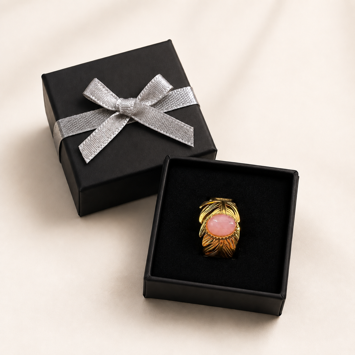 PP036G - Gold Pink Oval Stone Feather Cuff Prsten