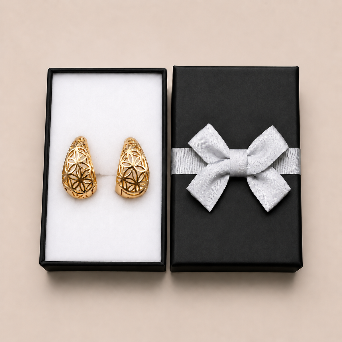 PM111G - Gold Botanical Filigree Huggie Minđuše