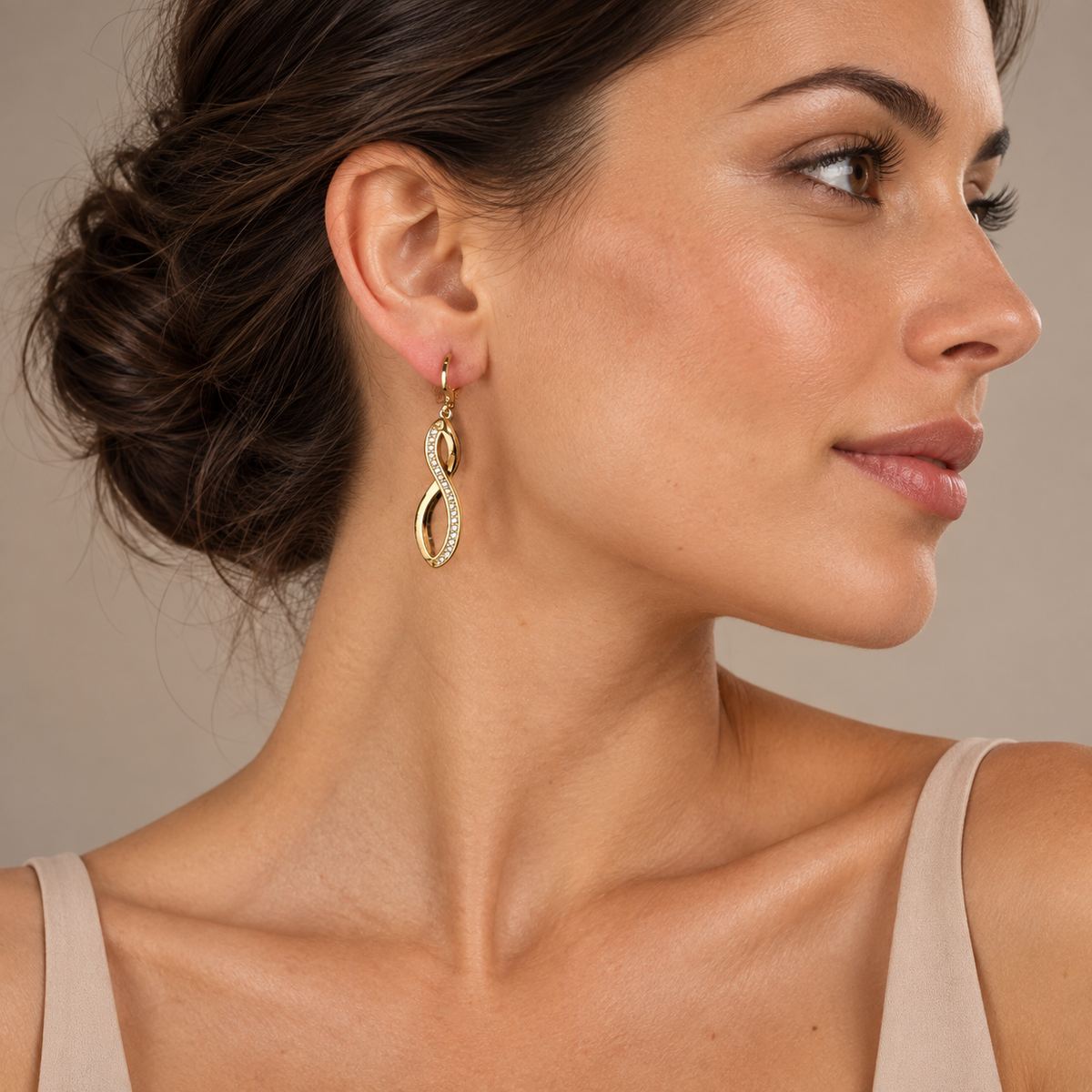 PM094G - Gold Infinity Loop Sparkle Drop Minđuše