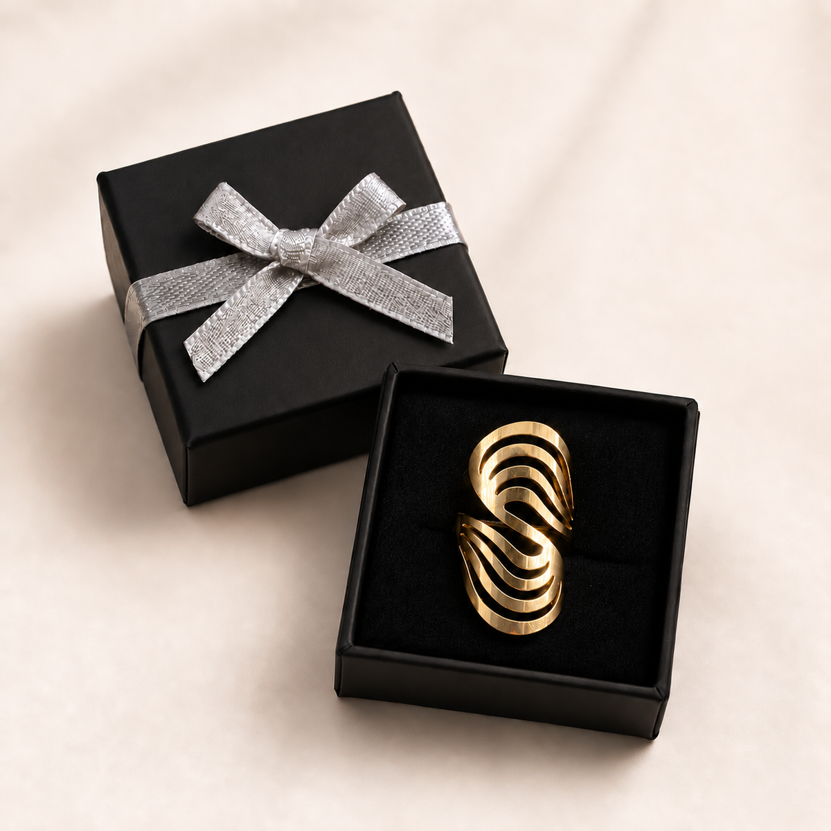 PP030G - Gold Openwork Leaf Wrap Prsten