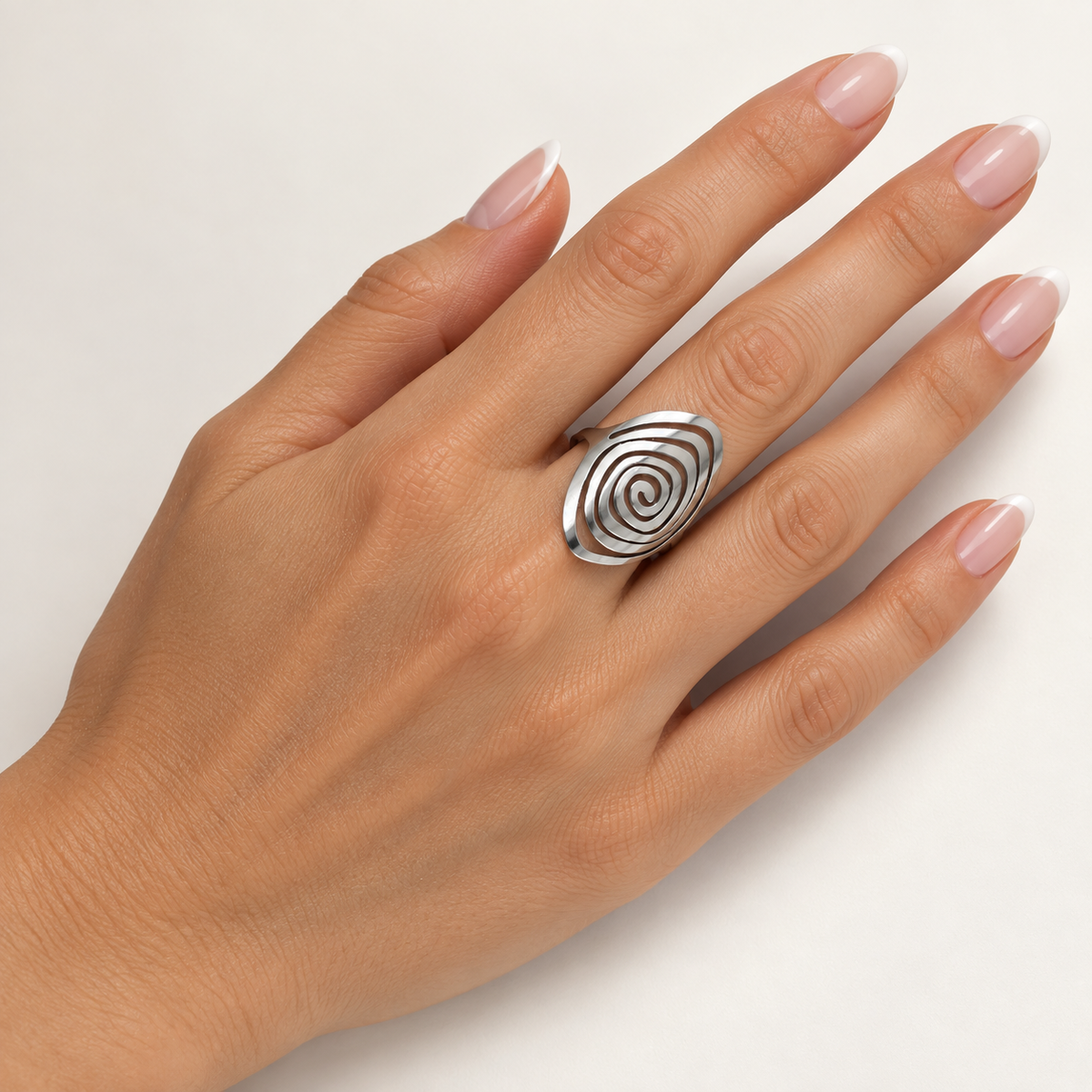 PP058 - Silver Concentric Teardrop Spiral Prsten