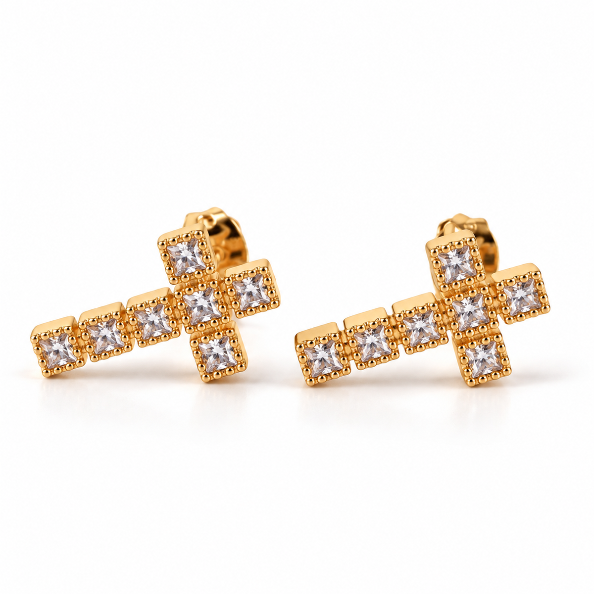 PM138G - Gold Seven Stone Square Set Cross Stud Minđuše