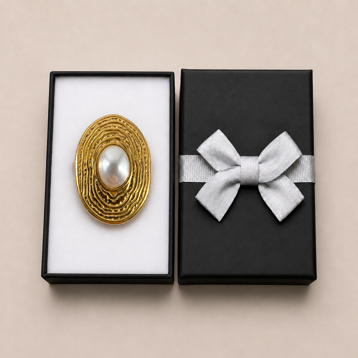 PP028G - Gold Concentric Ripple Pearl Statement Prsten