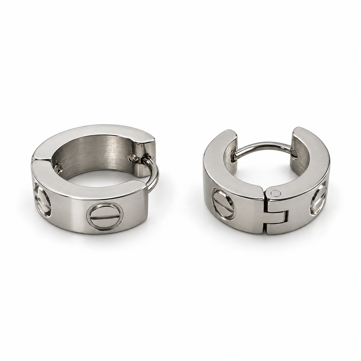 PM201 - Silver Screw Motif Chunky Huggie Minđuše