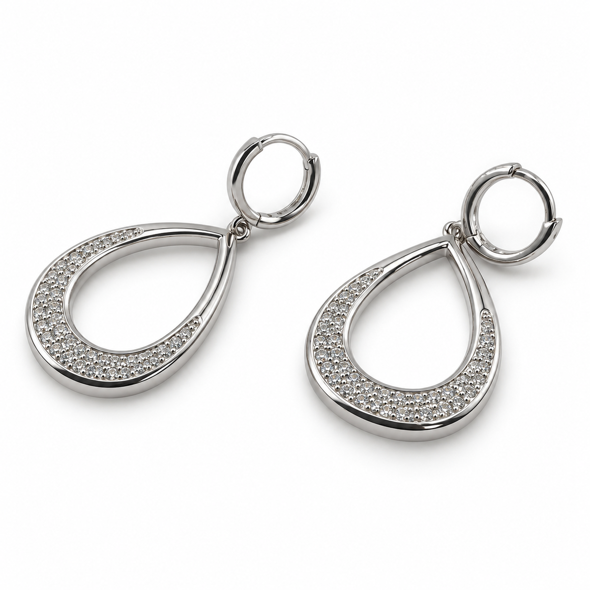 PM184 - Silver Open Teardrop Pavé Drop Huggie Minđuše od hirurškog čelika, srebrne viseće minđuše sa otvorenim kapljicama, svetlucavim kamenčićima i preklopnim obručima.