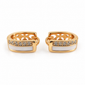 PM114G - Gold White Inlay Pavé Bar Huggie Minđuše