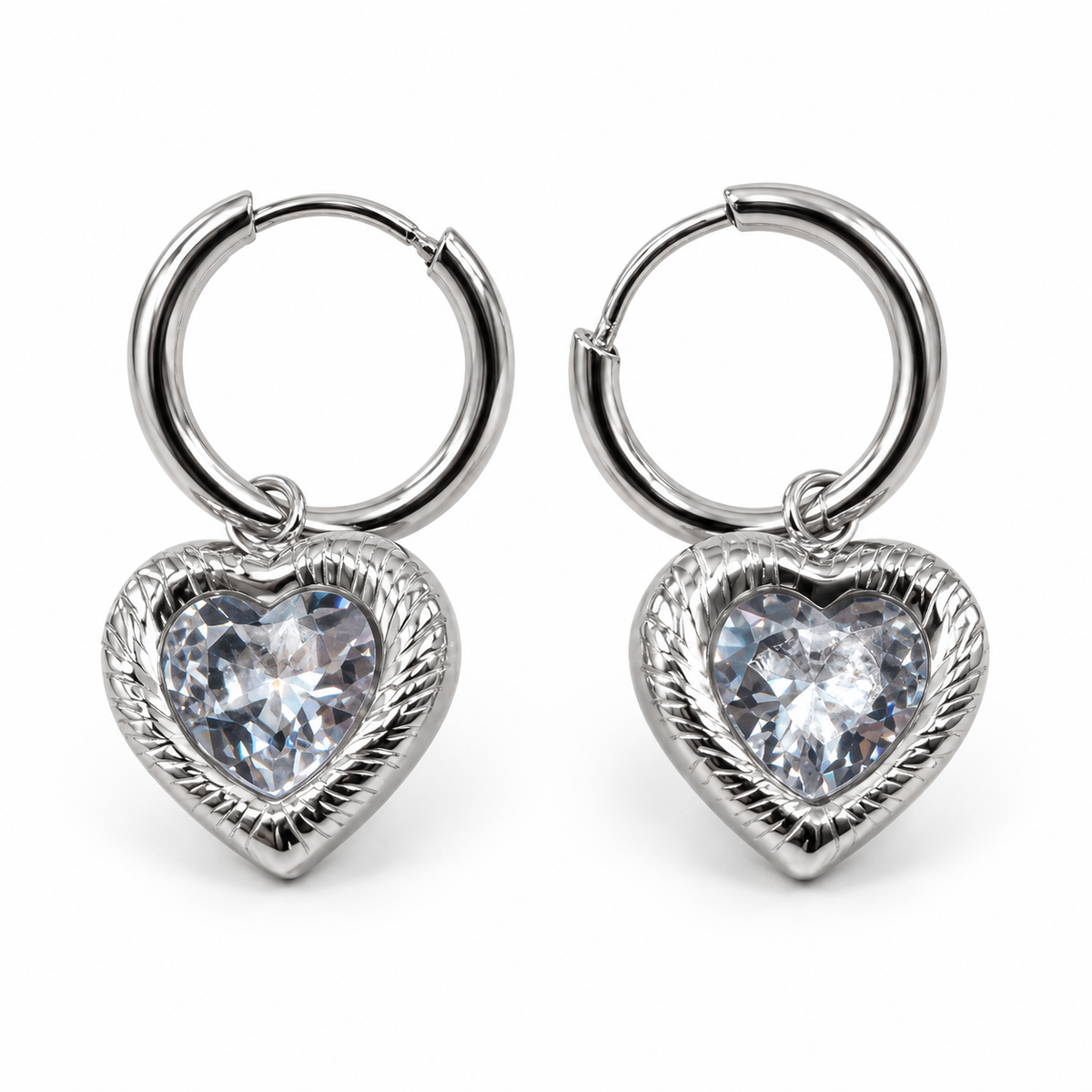 PM190 - Silver Heart-Cut Sunburst Frame Drop Huggie Minđuše