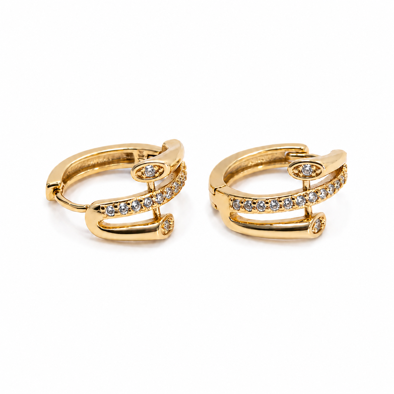 PM005G – Gold Double Hoop CZ Pavé & Oval Bezel Huggie Minđuše